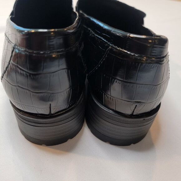 Old Navy Loafers Women 8.5 Black Croc Faux Leather Chunky Heel Gold Accent Strap - Picture 15 of 16